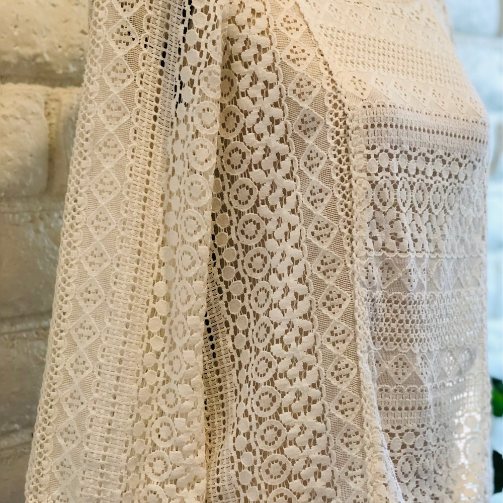 Joie cream lace top size small - Picture 2 of 7